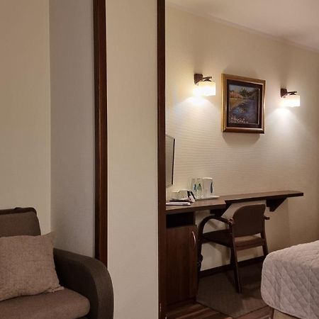 Hotel Nad Przełomem Sromowce Niżne Buitenkant foto