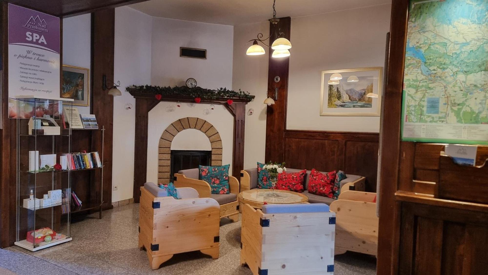 Hotel Nad Przełomem Sromowce Niżne Buitenkant foto